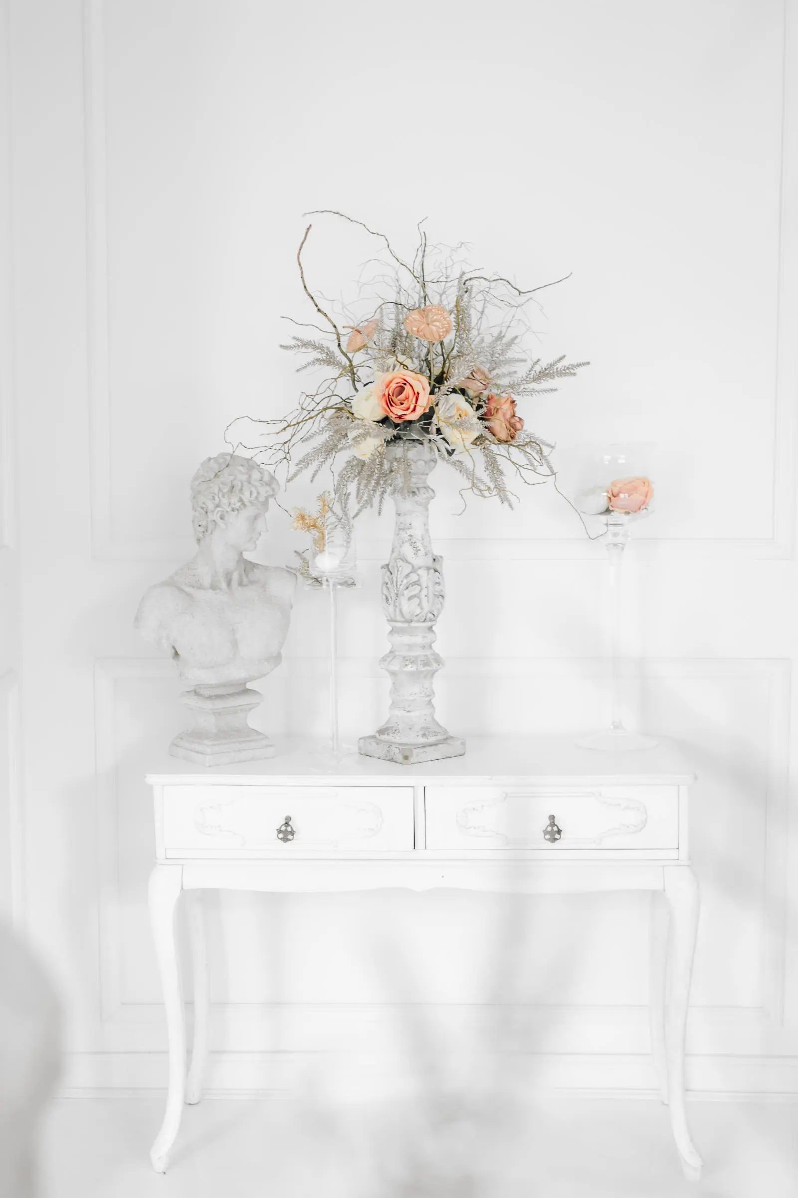 Blackberry Event Centar je prostor za odrzavanje privatnih i korporativnih zabava, organizaciju seminara, predavanja, izlozbi, promocija, prezentacija proizvoda, fotosutinga